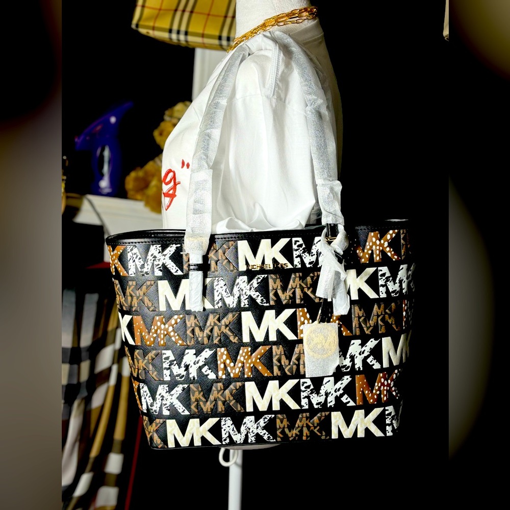 Michael Kors Tote